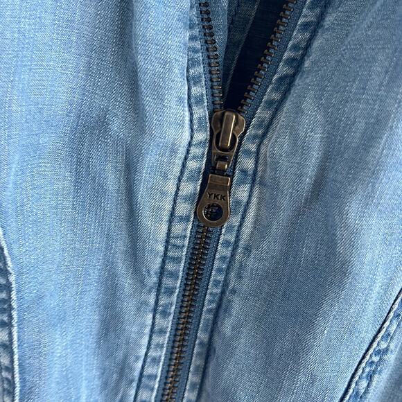 Urban Outfitters BDG Lyocell Front Zip Bomber Style Chambray Jacket Medium - Picture 4 of 6